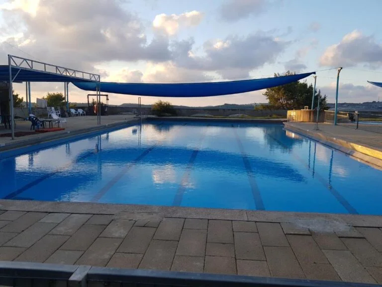 הים פוגש את ההר