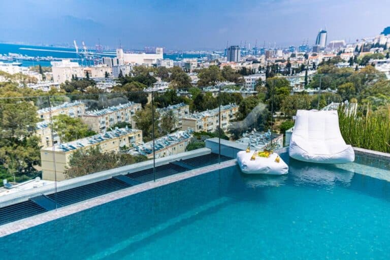 SERENE Infinity Penthouse