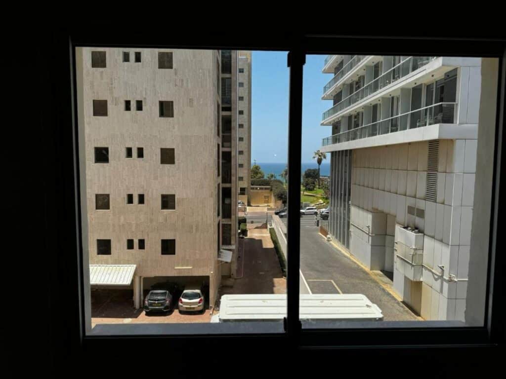 מרפסת אל הים תמונה 5