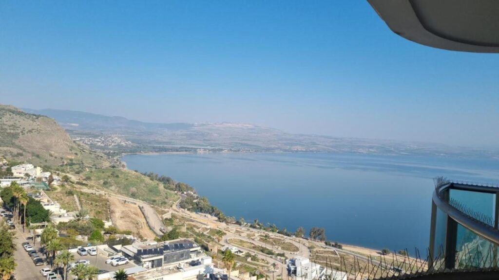 חלום מול נוף הכנרת תמונה 5